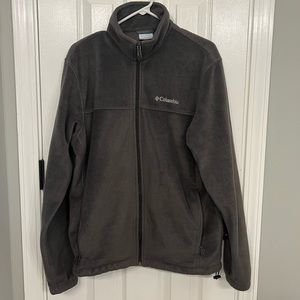 Men’s Columbia fleece jacket